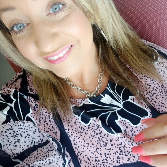 Top - Picture 2 of 5